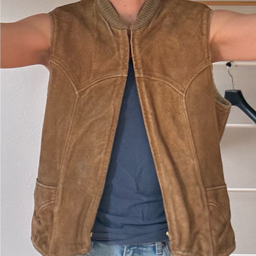 Brown leather Vest - Picture 6 of 8